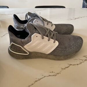Adidas Ultraboost 20 x James Bond